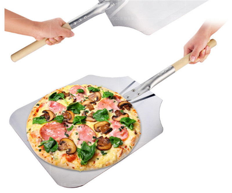 Pelle à pizza en métal avec manche en bois