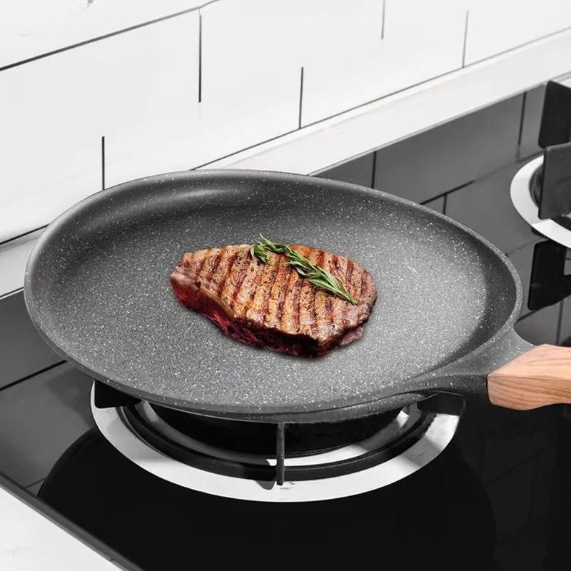 Poêle a Crepe Solide et Durable en Aluminium